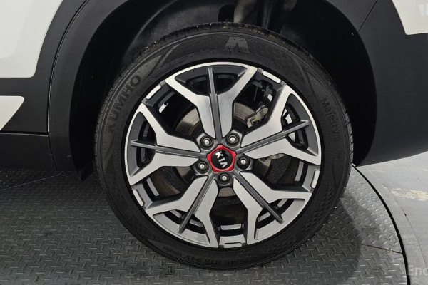 2021 Kia Seltos с пробегом 76 489 км