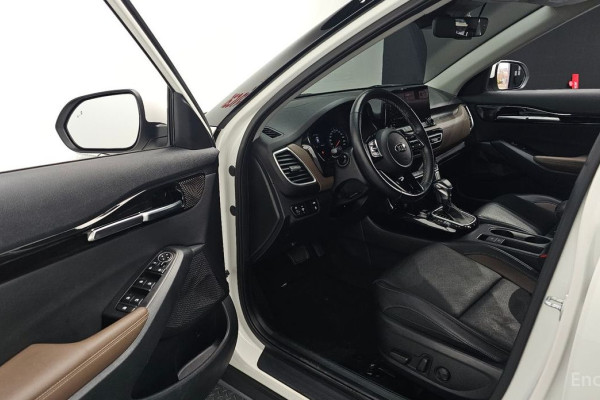 2021 Kia Seltos с пробегом 76 489 км