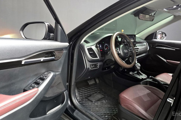 2021 Kia Seltos с пробегом 57 111 км