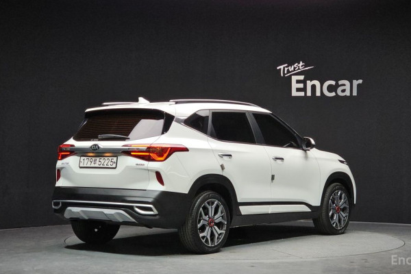 2021 Kia Seltos с пробегом 81 975 км