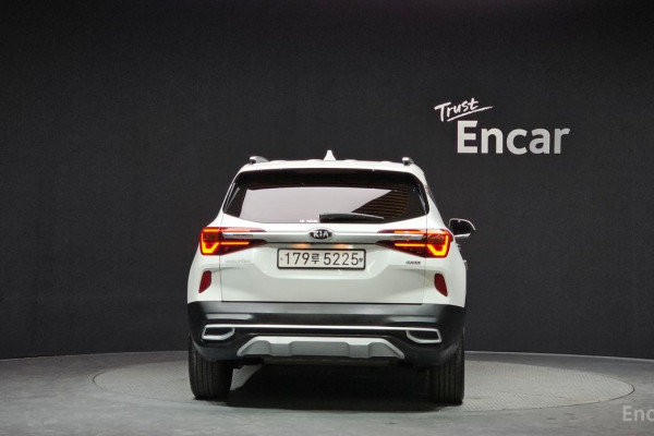 2021 Kia Seltos с пробегом 81 975 км