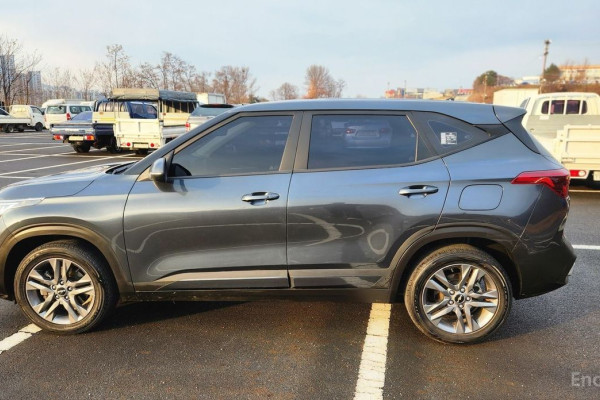 2022 Kia Seltos с пробегом 42 550 км