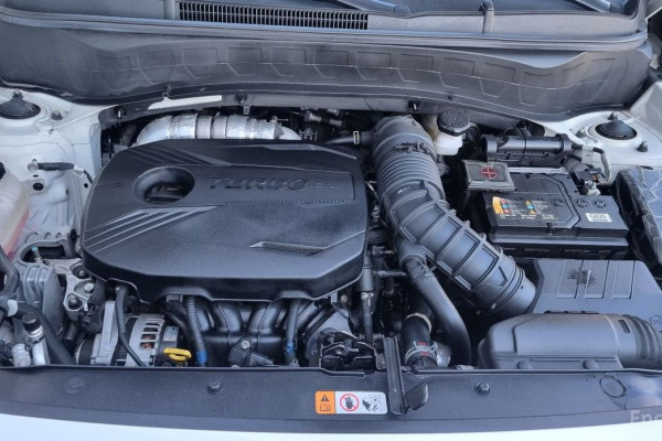 2021 Kia Seltos с пробегом 75 680 км