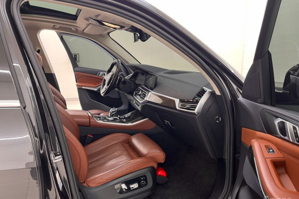 2022 BMW X5 с пробегом 57 520 км