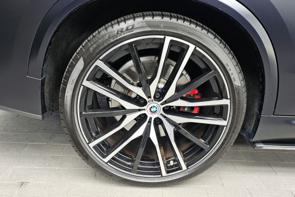 2022 BMW X5 с пробегом 98 281 км