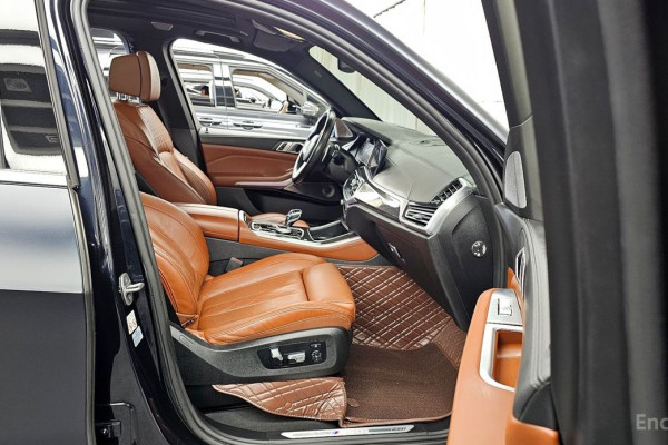 2022 BMW X5 с пробегом 98 281 км