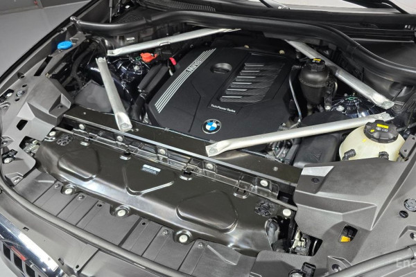 2022 BMW X5 с пробегом 89 033 км