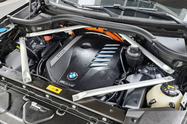 2020 BMW X5 с пробегом 128 236 км