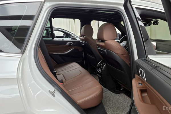 2022 BMW X5 с пробегом 100 084 км