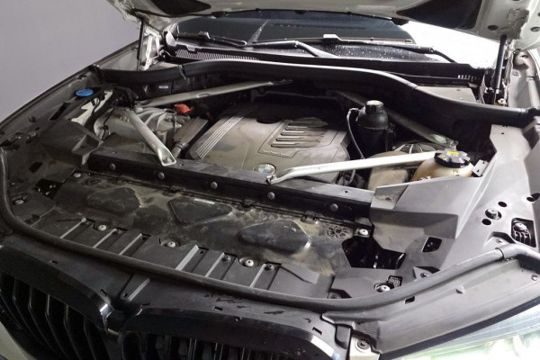 2021 BMW X5 с пробегом 84 096 км