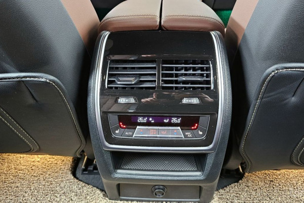 2022 BMW X5 с пробегом 56 269 км