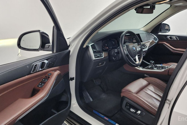 2021 BMW X5 с пробегом 56 449 км