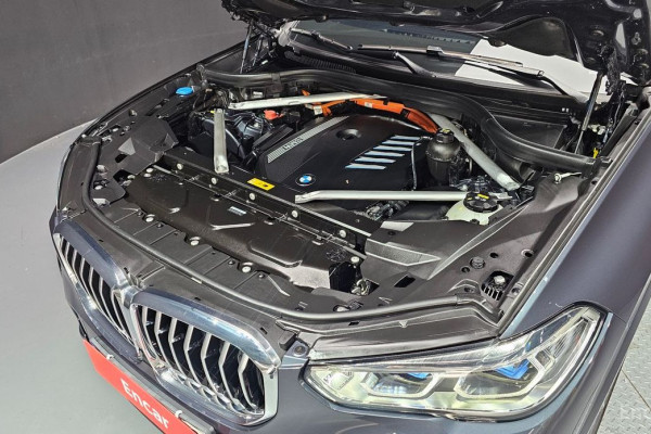 2021 BMW X5 с пробегом 58 445 км