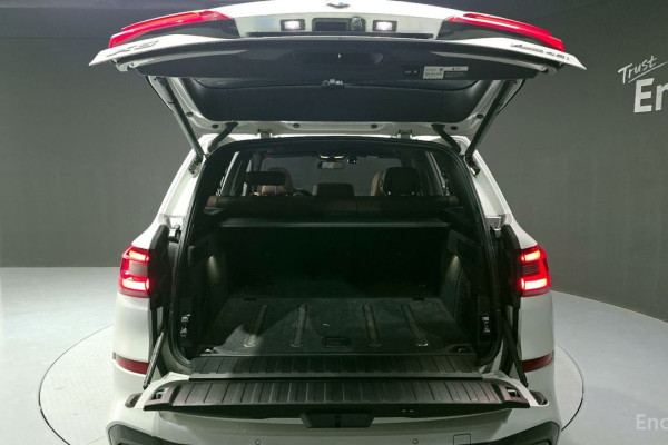 2021 BMW X5 с пробегом 84 096 км