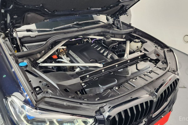 2022 BMW X5 с пробегом 46 346 км