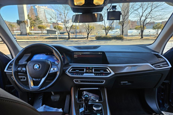 2021 BMW X5 с пробегом 68 031 км