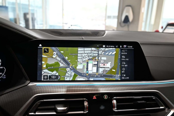 2022 BMW X5 с пробегом 83 192 км