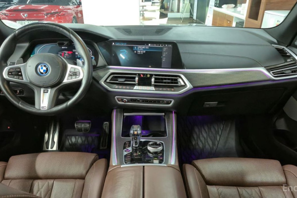 2022 BMW X5 с пробегом 83 850 км