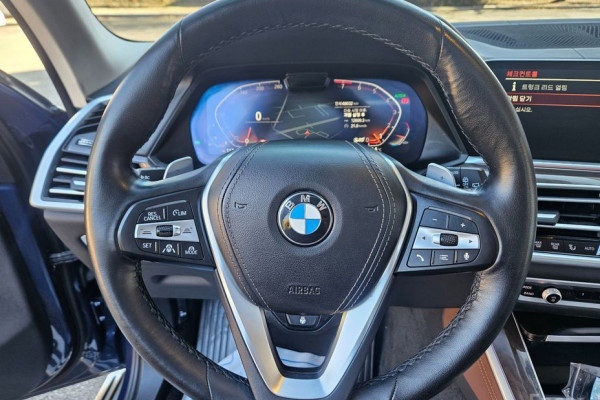 2021 BMW X5 с пробегом 68 031 км