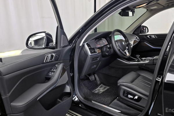 2021 BMW X5 с пробегом 40 532 км