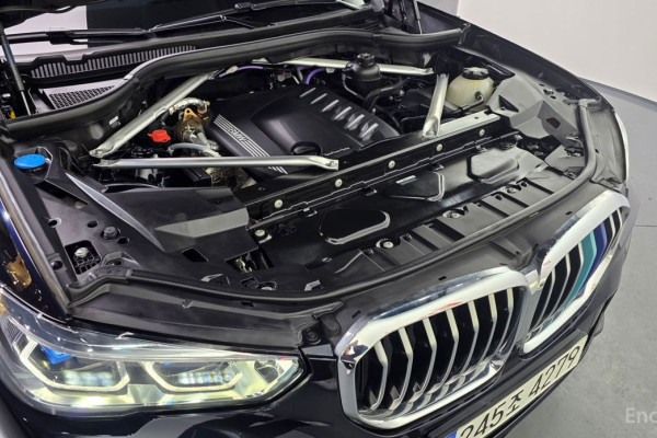 2022 BMW X5 с пробегом 121 261 км