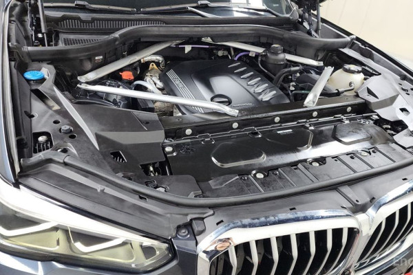 2021 BMW X5 с пробегом 76 857 км