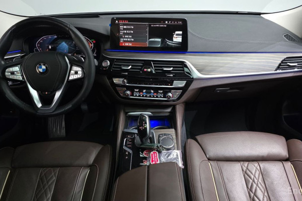 2022 BMW 6 серии с пробегом 65 674 км