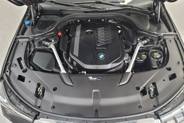 2021 BMW 6 серии с пробегом 67 900 км