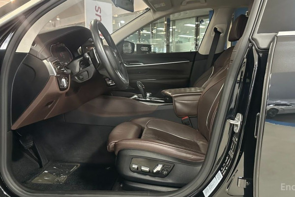 2021 BMW 6 серии с пробегом 67 900 км