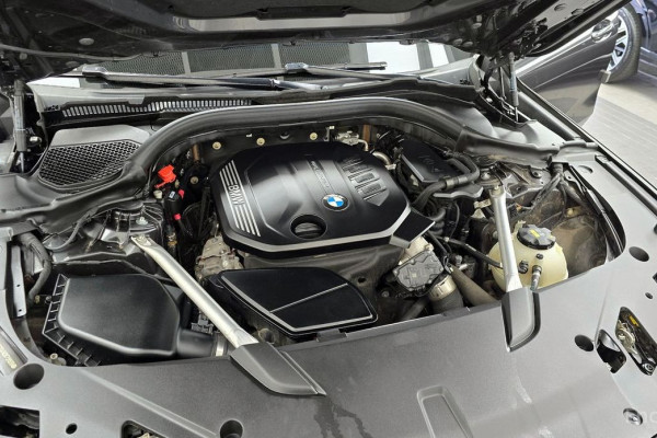 2022 BMW 6 серии с пробегом 111 840 км