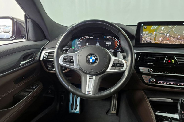 2022 BMW 6 серии с пробегом 111 840 км