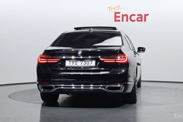 2015 BMW 7 серии с пробегом 109 234 км