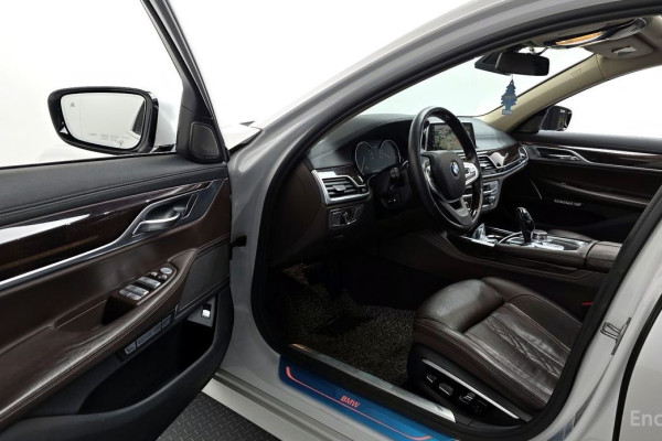 2016 BMW 7 серии с пробегом 145 384 км