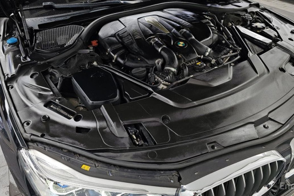 2016 BMW 7 серии с пробегом 93 820 км