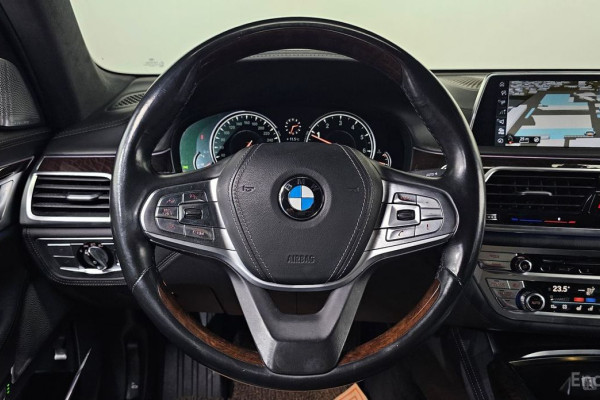 2016 BMW 7 серии с пробегом 108 576 км