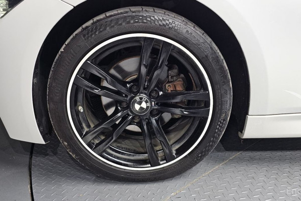 2018 BMW 3 серии с пробегом 65 955 км