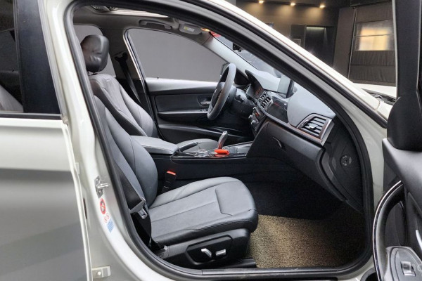 2015 BMW 3 серии с пробегом 129 535 км