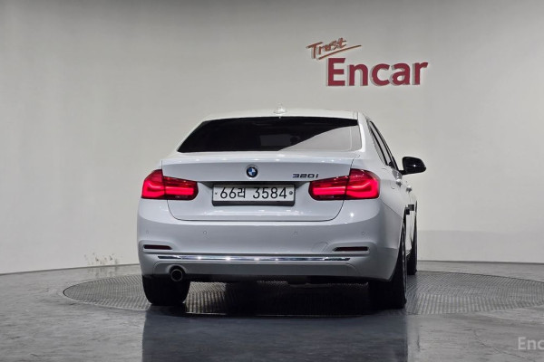 2017 BMW 3 серии с пробегом 85 304 км