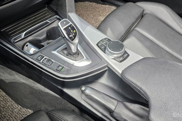 2018 BMW 3 серии с пробегом 52 083 км