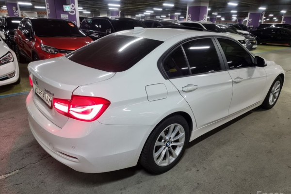 2017 BMW 3 серии с пробегом 98 296 км