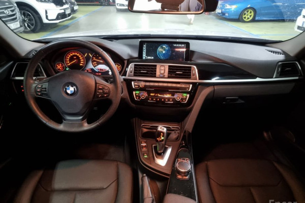 2017 BMW 3 серии с пробегом 98 296 км