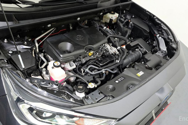 2020 Toyota RAV4 с пробегом 52 901 км