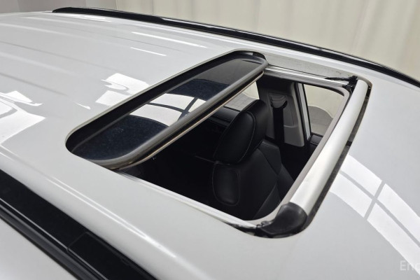 2023 Toyota RAV4 с пробегом 23 732 км