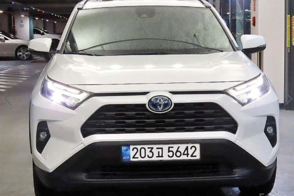 2022 Toyota RAV4 с пробегом 29 620 км