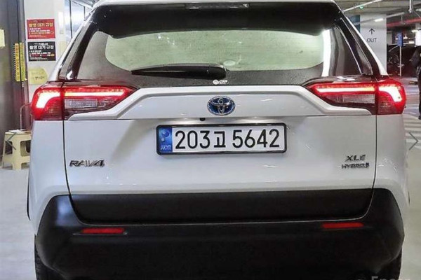 2022 Toyota RAV4 с пробегом 29 620 км