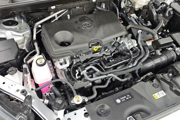 2023 Toyota RAV4 с пробегом 26 442 км