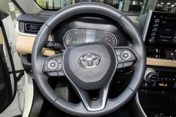 2022 Toyota RAV4 с пробегом 29 620 км