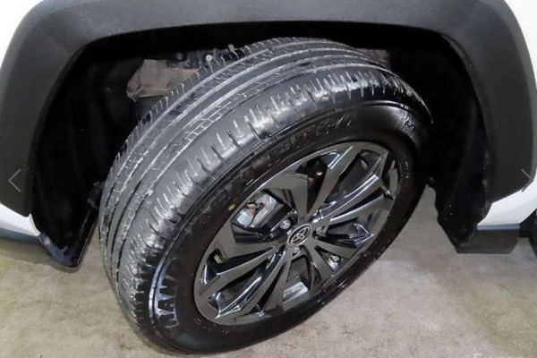 2022 Toyota RAV4 с пробегом 29 620 км