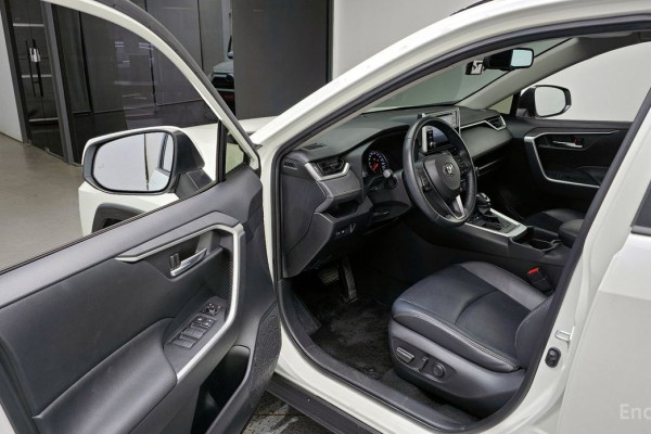 2019 Toyota RAV4 с пробегом 84 768 км