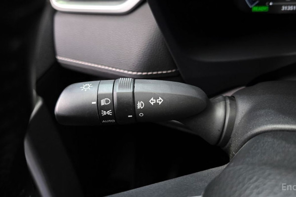 2023 Toyota RAV4 с пробегом 31 351 км